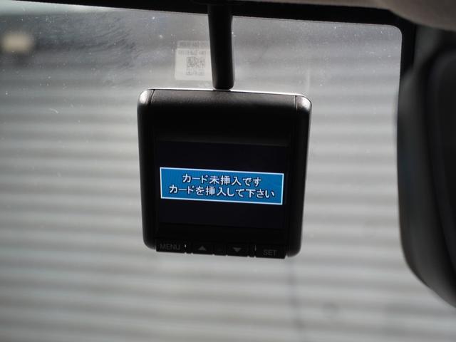 ヴェゼル ｅ：ＨＥＶＺ　ワンオーナー車　純正メモリーナビ　ホンダセンシング　ＬＥＤヘッドライト　ＥＴＣ　ドライブレコーダー　Ｕ－ＳｅｌｅｃｔＰｌｅｍｉｕｍ２年間走行無制限保証（6枚目）