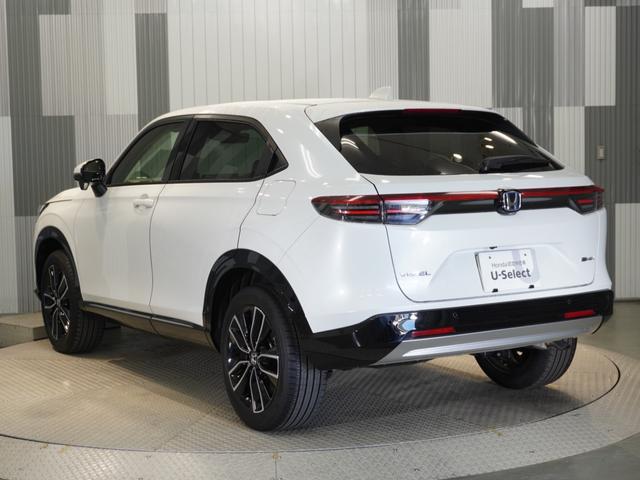 ヴェゼル ｅ：ＨＥＶＺ　いまコレ＋　ワンオーナー車　純正メモリーナビ　ホンダセンシング　ＬＥＤヘッドライト　ＥＴＣ　クルーズコントロール　Ｕ－ＳｅｌｅｃｔＰｌｅｍｉｕｍ２年間走行無制限保証（7枚目）