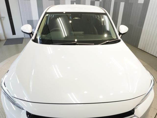 ヴェゼル ｅ：ＨＥＶＺ　いまコレ＋　ワンオーナー車　純正メモリーナビ　ホンダセンシング　ＬＥＤヘッドライト　ＥＴＣ　クルーズコントロール　Ｕ－ＳｅｌｅｃｔＰｌｅｍｉｕｍ２年間走行無制限保証（10枚目）