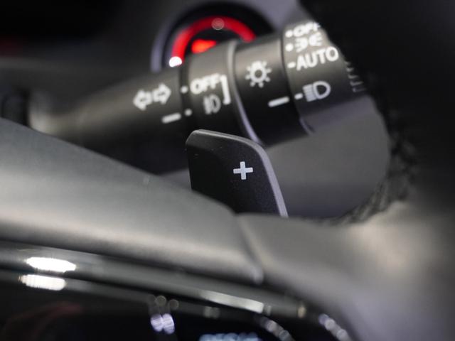 ヴェゼル ｅ：ＨＥＶＺ　いまコレ＋　ワンオーナー車　純正メモリーナビ　ホンダセンシング　ＬＥＤヘッドライト　ＥＴＣ　クルーズコントロール　Ｕ－ＳｅｌｅｃｔＰｌｅｍｉｕｍ２年間走行無制限保証（19枚目）