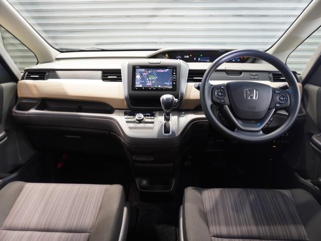 フリード G・ホンダセンシング メモリーナビ ETC リアカメラ 純正前後ドライブレコーダー LEDヘッドライト シートヒーター(13枚目)