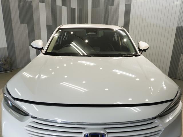ヴェゼル ｅ：ＨＥＶＺ　ワンオーナー車　クルーズコントロール　ホンダセンシング　ＬＥＤヘッドライト　ＥＴＣ　リアカメラ　Ｕ－ＳｅｌｅｃｔＰｌｅｍｉｕｍ２年間走行無制限保証（10枚目）