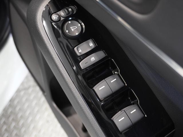 ヴェゼル ｅ：ＨＥＶＺ　ワンオーナー車　クルーズコントロール　ホンダセンシング　ＬＥＤヘッドライト　ＥＴＣ　リアカメラ　Ｕ－ＳｅｌｅｃｔＰｌｅｍｉｕｍ２年間走行無制限保証（36枚目）
