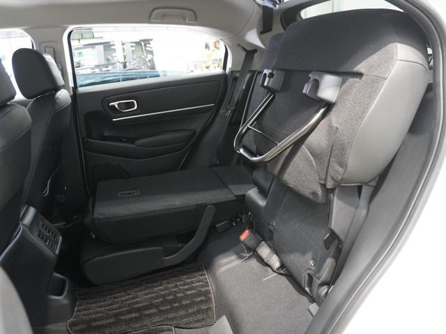 ヴェゼル ｅ：ＨＥＶＺ　ワンオーナー車　クルーズコントロール　ホンダセンシング　ＬＥＤヘッドライト　ＥＴＣ　リアカメラ　Ｕ－ＳｅｌｅｃｔＰｌｅｍｉｕｍ２年間走行無制限保証（63枚目）
