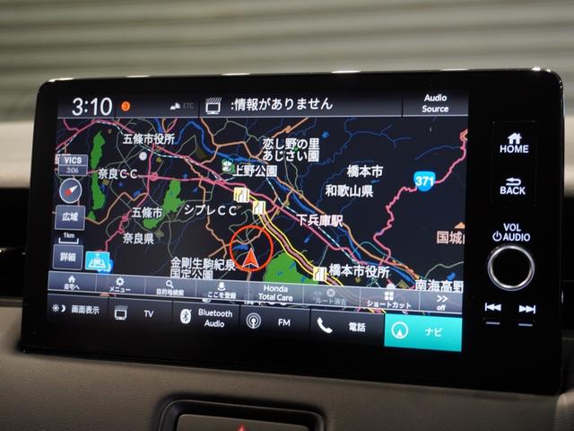 ヴェゼル ｅ：ＨＥＶＺ　当社デモカー　純正メモリーナビ　ホンダセンシング　ＬＥＤヘッドライト　ＥＴＣ　ドライブレコーダー　Ｕ－ＳｅｌｅｃｔＰｌｅｍｉｕｍ２年間走行無制限保証（3枚目）