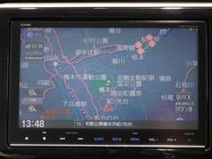 【ナビゲーション】起動までの速度と地図を検索する速度が最大の魅力。初めての道でも安心・快適なドライブをサポート出来ます。操作も簡単で、ストレスフリーなドライブを提供。 4