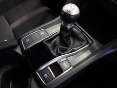 ���󥸥�Υݥƥ󥷥���褫���ڤ룶®��®�Ȥ����ޥ˥奢��ȥ�󥹥ߥå���󡣥��󥯥��ʥ����������η������塼�˥󥰤ȹ�����������硼�ȥ��ȥ��������ˤ�ꡢ���������ɤ����եȥե�������ɵᤷ�ޤ����� 2