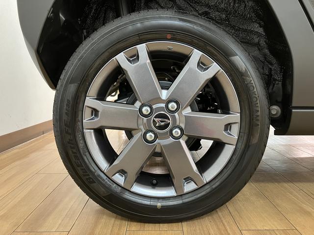 タフト Ｇターボ　ダーククロムベンチャー　Ｒ７年式／法規対応済　走行無制限１年保証　前後コーナーセンサー　前席シートヒーター　スカイフィールトップ　オートマチックハイビーム　ＬＥＤヘッドライト　オートブレーキホールド　スマートキー　１５インチ純正アルミホイール（12枚目）