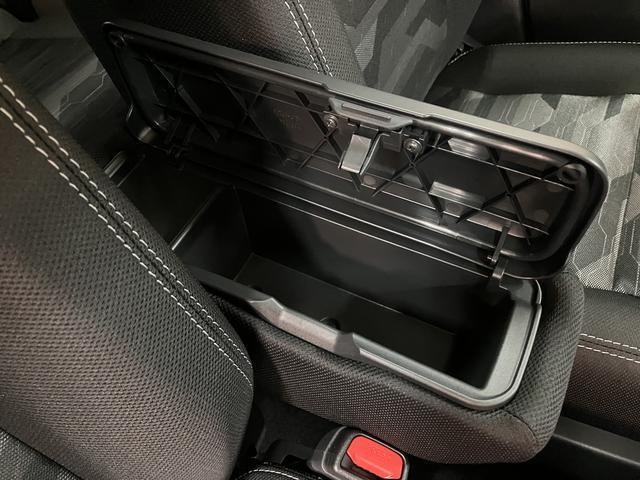 タフト Ｇターボ　ダーククロムベンチャー　Ｒ７年式／ＡＣＣ／Ｂカメラ　スカイフィールトップ　アダプティブクルーズコントロール　ＬＥＤヘッドランプ／フォグランプ　運転席／助手席シートヒーター　　キーフリー　電動パーキングブレーキ　バックカメラ　１５インチアルミホイール（28枚目）