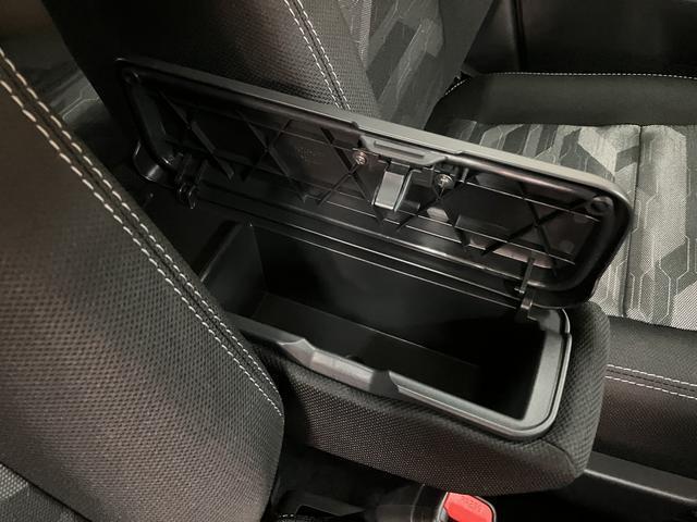 タフト Ｇターボダーククロムベンチャー　Ｒ７年式届出済未使用車　スカイフィールトップ　アダプティブクルーズコントロール　ＬＥＤヘッドライト　シートヒーター　プッシュボタンスタート　キーフリー　電動パーキングブレーキ　バックカメラ　１５インチアルミホイール（29枚目）
