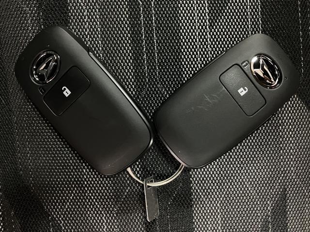 タフト Ｇ　ダーククロムベンチャー　バックカメラ対応／ＡＣＣ　スカイフィールトップ　アダプティブクルーズコントロール　ＬＥＤヘッド／フォグ　運／助シートヒーター　プッシュボタンスタート　キーフリー　電動パーキングブレーキ　バックカメラ　１５インチアルミホイール（28枚目）