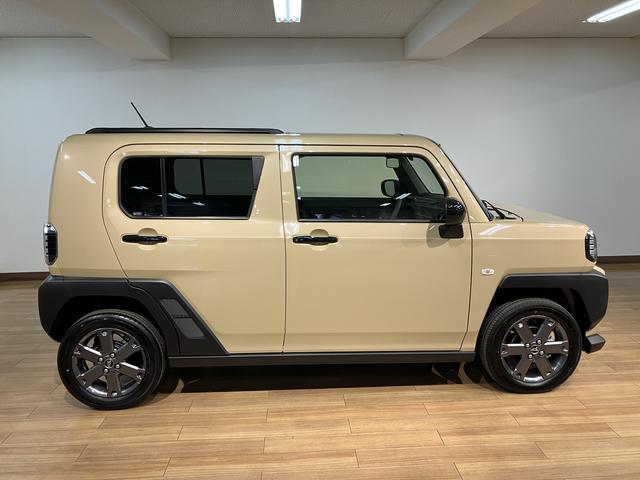 タフト Ｇターボ　ダーククロムベンチャー　バックカメラ対応／ＡＣＣ　スカイフィールトップ　アダプティブクルーズコントロール　ＬＥＤヘッド／フォグ　運／助シートヒーター　プッシュボタンスタート　キーフリー　電動パーキングブレーキ　バックカメラ　１５インチアルミホイール（12枚目）