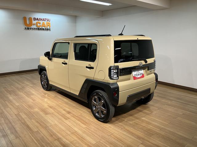 タフト Ｇターボ　ダーククロムベンチャー　バックカメラ対応／ＡＣＣ　スカイフィールトップ　アダプティブクルーズコントロール　ＬＥＤヘッド／フォグ　運／助シートヒーター　プッシュボタンスタート　キーフリー　電動パーキングブレーキ　バックカメラ　１５インチアルミホイール（16枚目）