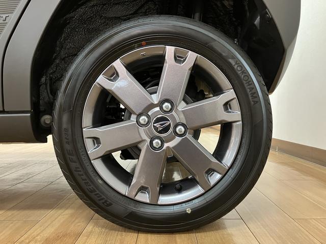 タフト Ｇターボ　ダーククロムベンチャー　バックカメラ対応／ＡＣＣ　スカイフィールトップ　アダプティブクルーズコントロール　ＬＥＤヘッド／フォグ　運／助シートヒーター　プッシュボタンスタート　キーフリー　電動パーキングブレーキ　バックカメラ　１５インチアルミホイール（39枚目）