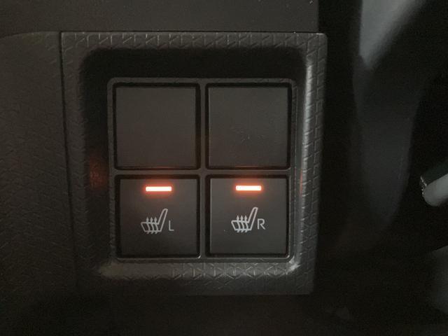 �q�V�^�U�o�^�A�͏o�ϖ��g�p�̃^���g�t�@���N���X�I�l�C�̃J�[�L�[�F�ŏ����������[�i�r�Ƀo�b�N�J�����A�i�r�A���O��h�����R�����ł���J�[�y�b�g�}�b�g���t���Ă܂��̂ł��̂܂܂���肢��������X�����X�X���ԁI