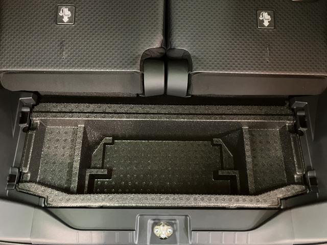 �q�V�^�U�o�^�A�͏o�ϖ��g�p�̃^���g�t�@���N���X�I�l�C�̃J�[�L�[�F�ŏ����������[�i�r�Ƀo�b�N�J�����A�i�r�A���O��h�����R�����ł���J�[�y�b�g�}�b�g���t���Ă܂��̂ł��̂܂܂���肢��������X�����X�X���ԁI