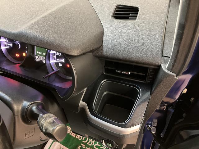 １年“走行距離無制限”のまごころ保証サービスを実施しています。（無償保証）新車保証に準じた保証内容でお客様をサポートします。