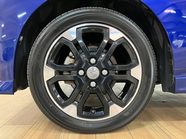 純正のアルミホイール付き☆　純正のアルミホイールが一番似合います☆