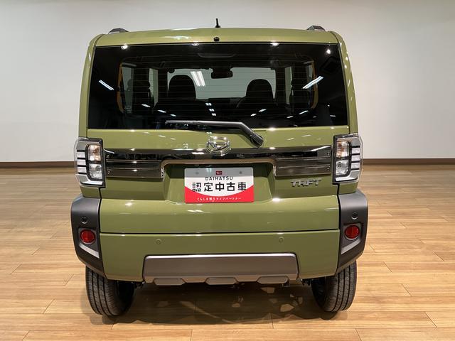 タフト Ｇターボ　ダーククロムベンチャー　Ｒ７年式／バックカメラ対応　スカイフィールトップ　アダプティブクルーズコントロール　ＬＥＤヘッド／フォグ　運／助シートヒーター　プッシュボタンスタート　キーフリー　電動パーキングブレーキ　バックカメラ　１５インチアルミホイール（13枚目）