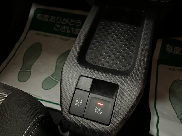 タフト Ｇターボ　ダーククロムベンチャー　２５年ナビ／ＦＲドラレコ　スカイフィールトップ　アダプティブクルーズコントロール　ＬＥＤヘッド／フォグ　運／助シートヒーター　プッシュボタンスタート　キーフリー　電動パーキングブレーキ　バックカメラ　１５インチアルミホイール（24枚目）