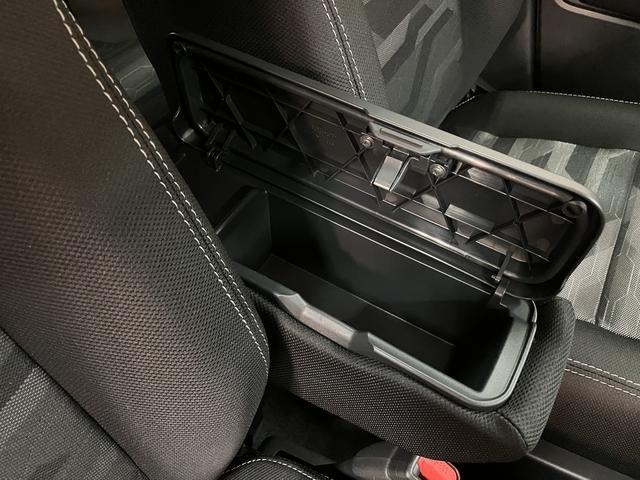 タフト Ｇターボ　ダーククロムベンチャー　２５年ナビ／ＦＲドラレコ　スカイフィールトップ　アダプティブクルーズコントロール　ＬＥＤヘッド／フォグ　運／助シートヒーター　プッシュボタンスタート　キーフリー　電動パーキングブレーキ　バックカメラ　１５インチアルミホイール（30枚目）