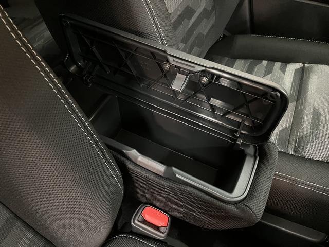 タフト Ｇターボ　ダーククロムベンチャー　２５年ナビ／ＦＲドラレコ　スカイフィールトップ　アダプティブクルーズコントロール　ＬＥＤヘッド／フォグ　運／助シートヒーター　プッシュボタンスタート　キーフリー　電動パーキングブレーキ　バックカメラ　１５インチアルミホイール（30枚目）