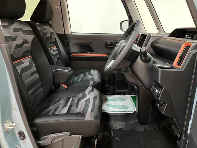 タント ファンクロスターボ　サポカーＳワイド適合　届出済未使用車　ターボエンジン　バックモニター対応カメラ　運転席・助手席シートヒーター　純正アルミホイール　　両側パワースライドドア　電動パーキングブレーキ　オートブレーキホールド　衝突回避支援ブレーキ（15枚目）