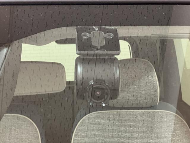 ムーヴキャンバス ストライプスＧ　２５年ナビ／ＦＲドラレコ／バックカメラ　サポカーＳワイド適合　バックカメラ　ＵＳＢ接続端子　電動パーキングブレーキ　シートヒーター　両側オートスライドドア　Ｐスタート　ホッとカップホルダー　キーフリー（8枚目）