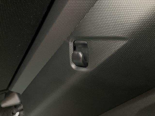 タフト G ダーククロムベンチャー バックカメラ対応/ガラスルーフ スマートアシスト 前後コーナーセンサー 前席シートヒーター スカイフィールトップ オートマチックハイビーム LEDヘッドライト/フォグ オートブレーキホールド スマートキー アルミホイール(25枚目)