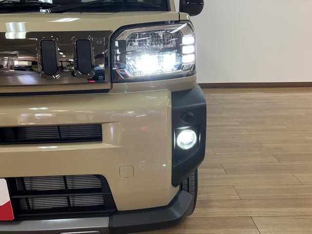 タフト G ダーククロムベンチャー バックカメラ対応/ガラスルーフ スマートアシスト 前後コーナーセンサー 前席シートヒーター スカイフィールトップ オートマチックハイビーム LEDヘッドライト/フォグ オートブレーキホールド スマートキー アルミホイール(40枚目)