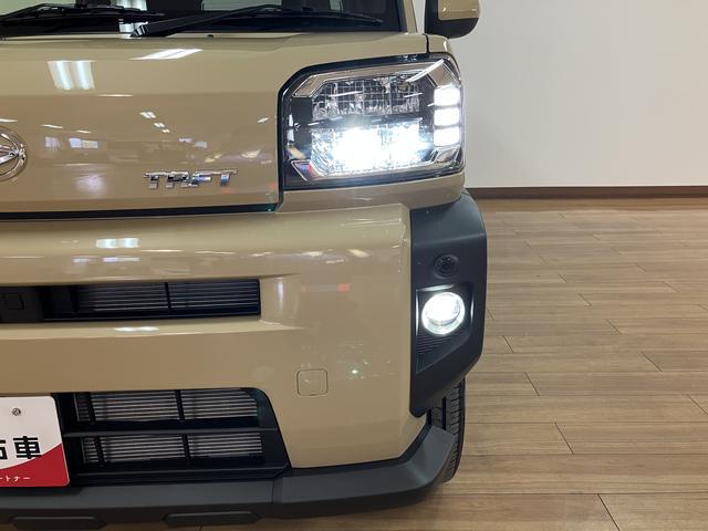 【ＬＥＤヘッドライト・ＬＥＤフォグ】ＬＥＤヘッドライト・フォグランプで視界を明るく照らしてくれるので、夜間走行の安心感を一層高めます♪ＬＥＤの明るい光が霧の発生や悪天候時に視界確保をサポートします！