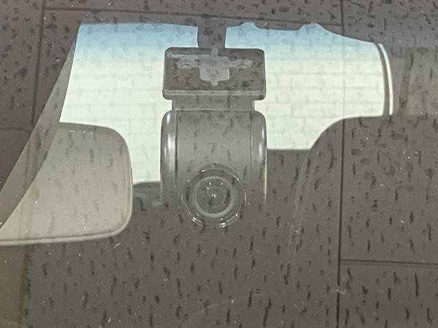 ムーヴ カスタム RS ハイパーリミテッドSAIII 8インチナビ スマートアシストIII ターボ LEDヘッドライト/フォグ 8インチナビ パノラマカメラ ETC FRドラレコ オートエアコン HDMI入力端子 キーフリー 盗難防止セキュリティアラーム(9枚目)