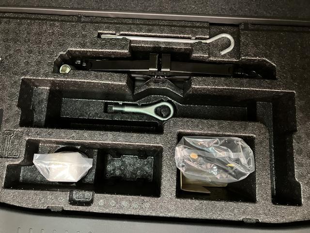 タント カスタムＲＳ　トップエディションＳＡＩＩＩ　サポカーＳワイド　ターボエンジン　衝突回避軽減ブレーキ　誤発進抑制機能　ＬＥＤヘッドライト／フォグ　オーディオレス　バックカメラ対応　オートエアコン　キーフリー　両側電動スライドドア　シートヒーター　１５インチアルミ（29枚目）