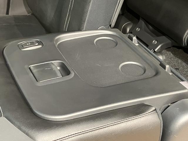 タント カスタムＲＳ　トップエディションＳＡＩＩＩ　サポカーＳワイド　ターボエンジン　衝突回避軽減ブレーキ　誤発進抑制機能　ＬＥＤヘッドライト／フォグ　オーディオレス　バックカメラ対応　オートエアコン　キーフリー　両側電動スライドドア　シートヒーター　１５インチアルミ（38枚目）