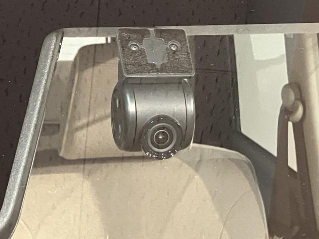 �q�Q�N���A���s�P�D�P�������I�l�C�̃p�[���z���C�g�E�x�[�W���̃c�[�g���J���[�̃��[���L�����o�X�ł��􏃐��������[�i�r�ɑS���ʃJ�����A�i�r�A���O��h�����R�ɂd�s�b�ƃt�������I���S�̎Ԍ������t�ł̂��n���ł�