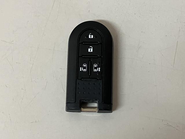 �q�Q�N���A���s�P�D�P�������I�l�C�̃p�[���z���C�g�E�x�[�W���̃c�[�g���J���[�̃��[���L�����o�X�ł��􏃐��������[�i�r�ɑS���ʃJ�����A�i�r�A���O��h�����R�ɂd�s�b�ƃt�������I���S�̎Ԍ������t�ł̂��n���ł�