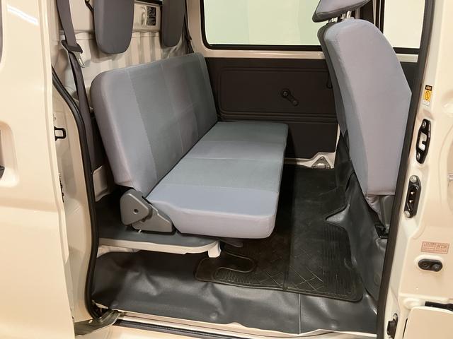 ハイゼットカーゴ デッキバンＧ／ナビ／前ドラレコ／４ＷＤ／キーレス　１年間走行距離無制限保証／走行３．２万ｋｍ／ナビ（ＮＭＺＫ－Ｗ６７Ｄ）／社外前ドラレコ／ハロゲンヘッドライト／キーレスエントリー／マニュアルエアコン／フロントパワーウィンドウ／マット／バイザー（33枚目）