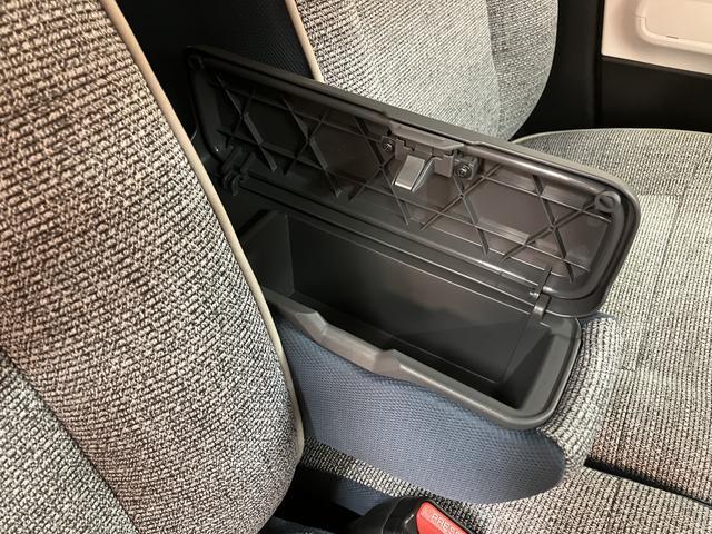 ムーヴキャンバス ストライプスＧターボ　２５年ナビ／ＦＲドラレコ／バックカメラ　２５年モデルナビ／バックカメラ／ステアリングスイッチ／前後ドラレコ／クルーズコントロール／前席シートヒーター／電動パーキングブレーキ／両側パワースライドドア／ＬＥＤヘッドライト・フォグランプ（36枚目）