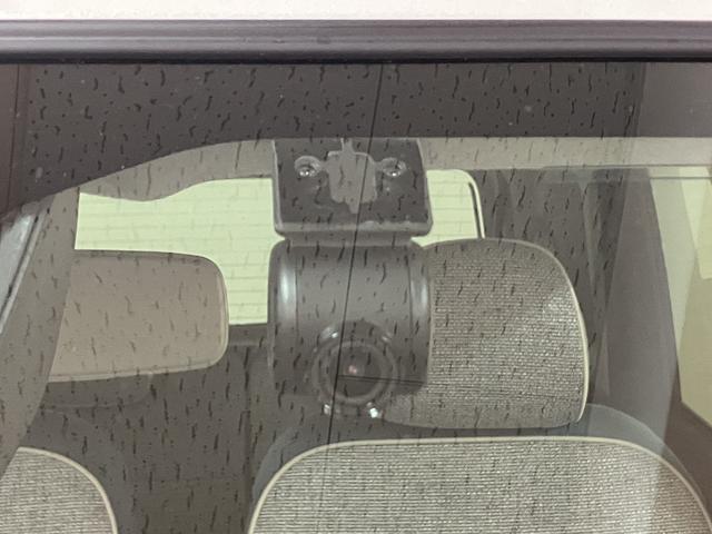 ムーヴキャンバス ストライプスＧ　２５年ナビ／ＦＲドラレコ／バックカメラ　サポカーＳワイド適合　バックカメラ対応　ＵＳＢ接続端子　電動パーキングブレーキ　シートヒーター　両側オートスライドドア　Ｐスタート　ホッとカップホルダー　キーフリー（8枚目）