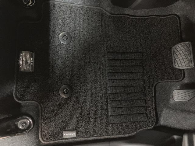 ムーヴキャンバス ストライプスＧ　２５年ナビ／ＦＲドラレコ／バックカメラ　サポカーＳワイド適合　バックカメラ対応　ＵＳＢ接続端子　電動パーキングブレーキ　シートヒーター　両側オートスライドドア　Ｐスタート　ホッとカップホルダー　キーフリー（9枚目）