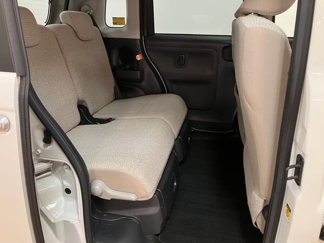 ムーヴキャンバス Ｘリミテッド　ＳＡＩＩ　ＡＵＸ入力端子付ＣＤ／両側ＰＳＤ　※修復歴有　スマートアシストＩＩ　ハロゲンヘッド／フォグ　ＡＵＸ入力端子付ＣＤチューナー　両側電動スライドドア　キーフリー　オートエアコン　電動格納ミラー　盗難防止セキュリティアラーム　置き楽ボックス（34枚目）