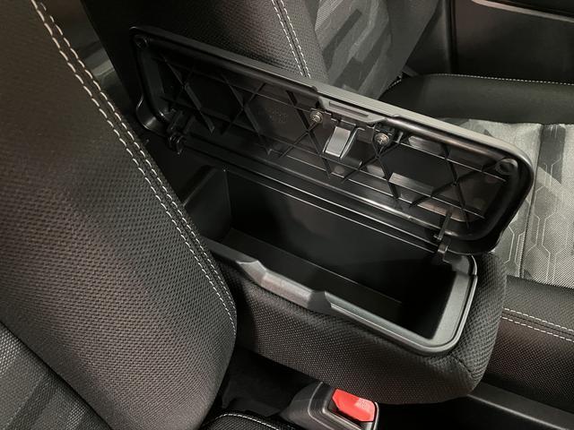 タフト Ｇターボ　ダーククロムベンチャー　ＡＣＣ／バックカメラ対応　スカイフィールトップ　アダプティブクルーズコントロール　ＬＥＤヘッド／フォグ　運／助シートヒーター　プッシュボタンスタート　キーフリー　電動パーキングブレーキ　バックカメラ　１５インチアルミホイール（30枚目）