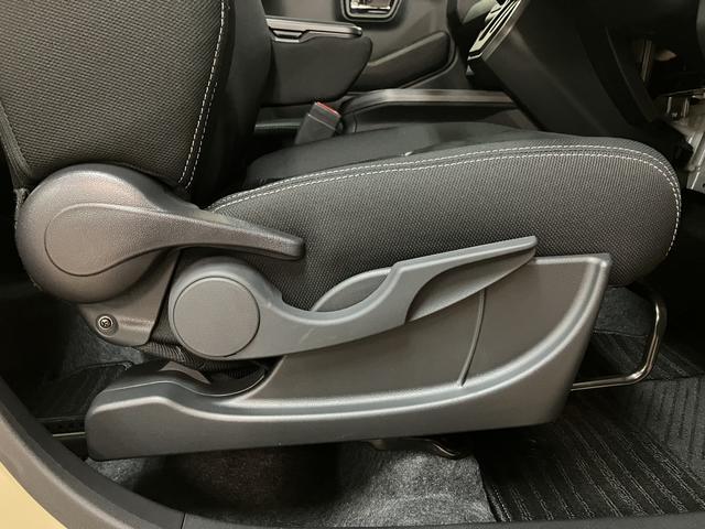 タフト Ｇターボ　ダーククロムベンチャー　ＡＣＣ／バックカメラ対応　スカイフィールトップ　アダプティブクルーズコントロール　ＬＥＤヘッド／フォグ　運／助シートヒーター　プッシュボタンスタート　キーフリー　電動パーキングブレーキ　バックカメラ　１５インチアルミホイール（31枚目）