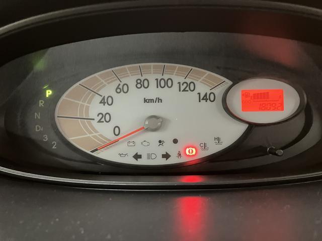 ムーヴ Lセレクション 走行1.8万/CD/キーレス/オートエアコン ハロゲンヘッドライト 純正CDチューナー オートエアコン キーレス 電動格納ミラー 盗難防止セキュリティアラーム(19枚目)