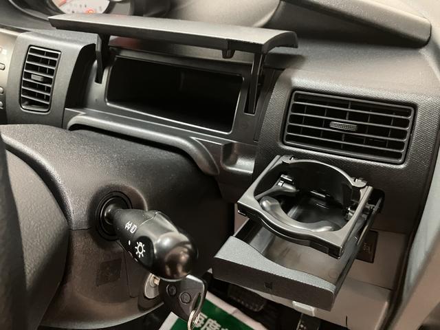 ムーヴ Lセレクション 走行1.8万/CD/キーレス/オートエアコン ハロゲンヘッドライト 純正CDチューナー オートエアコン キーレス 電動格納ミラー 盗難防止セキュリティアラーム(25枚目)