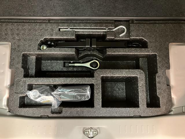 タント X ホワイトアクセントSAIII ナビ/Bカメラ/ETC スマートアシストIII ハロゲンヘッドライト ナビ バックカメラ ETC 左電動両側スライドドア オートエアコン キーフリー 盗難防止セキュリティアラーム 運転席シートヒーター ホワイトルーフ(37枚目)