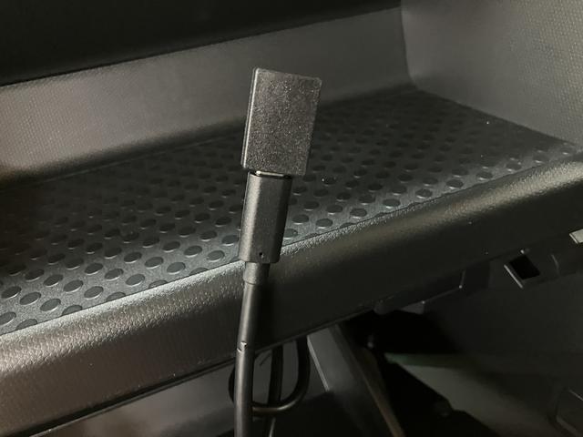 タフト X R6年式/ナビ/バックカメラ/走行1.3万/ガラスルーフ スマートアシスト スカイフィールトップ LEDヘッドライト ナビ バックカメラ オートエアコン キーフリー USB入力端子 電動格納ミラー 盗難防止セキュリティアラーム(10枚目)