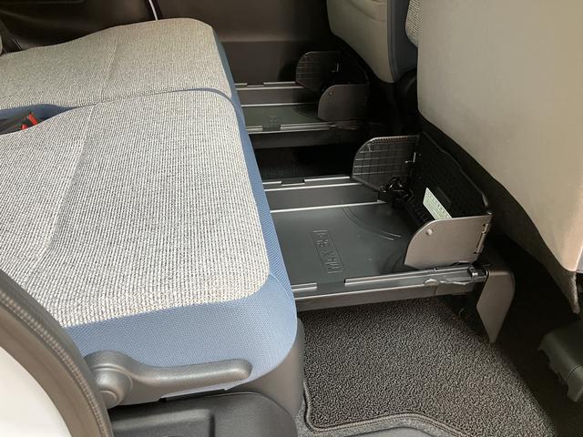 ムーヴキャンバス ストライプスＧ　Ｒ７年式／ナビ／ＦＲドラレコ／バックカメラ　サポカーＳワイド適合　バックカメラ対応　ＵＳＢ接続端子　電動パーキングブレーキ　シートヒーター　両側オートスライドドア　Ｐスタート　ホッとカップホルダー　キーフリー（33枚目）