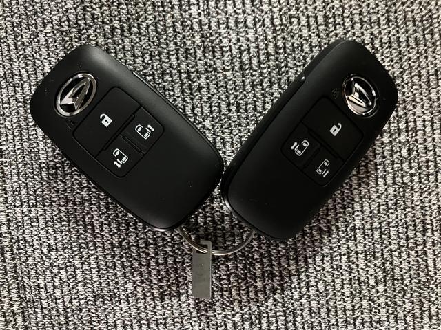 ムーヴキャンバス ストライプスＧ　Ｒ７年式／ナビ／ＦＲドラレコ／バックカメラ　サポカーＳワイド適合　バックカメラ対応　ＵＳＢ接続端子　電動パーキングブレーキ　シートヒーター　両側オートスライドドア　Ｐスタート　ホッとカップホルダー　キーフリー（28枚目）