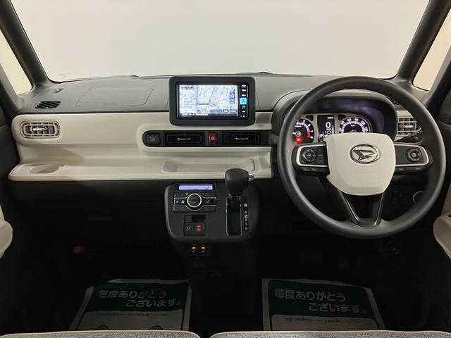 ムーヴキャンバス ストライプスＧターボ　２５年ナビ／ＦＲドラレコ／バックカメラ　サポカーＳワイド適合　ＵＳＢ接続端子　電動パーキングブレーキ　シートヒーター　両側オートスライドドア　Ｐスタート　全車速追従機能付ＡＣＣ　ホッとカップホルダー　キーフリー（19枚目）